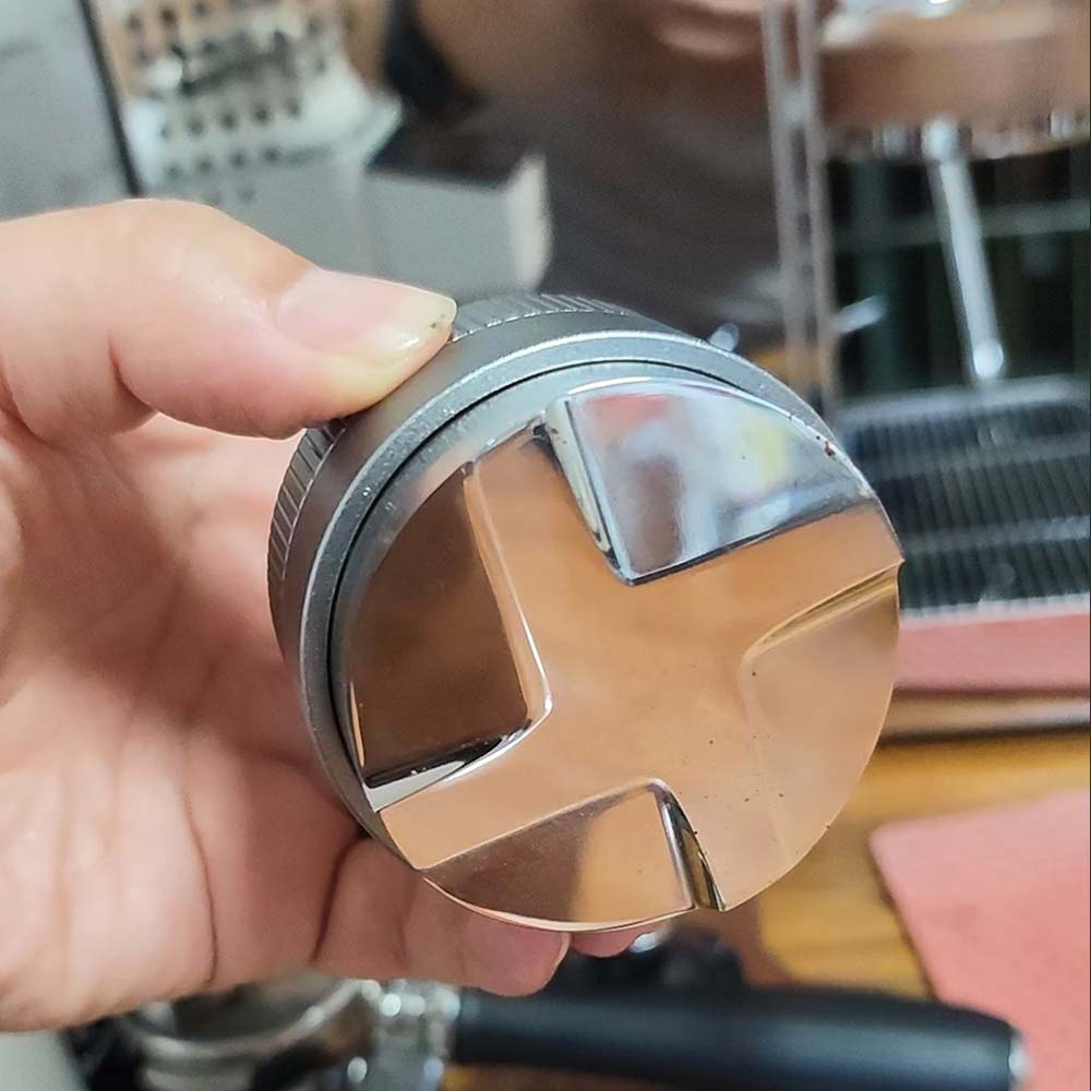 Zelfnivellerende WDT Koffiedis - Coffee Tamper Leveler recensie en prijs
